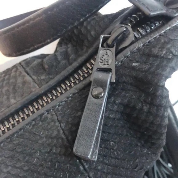 - Leather ASH bag fringe - Picture 12 of 14